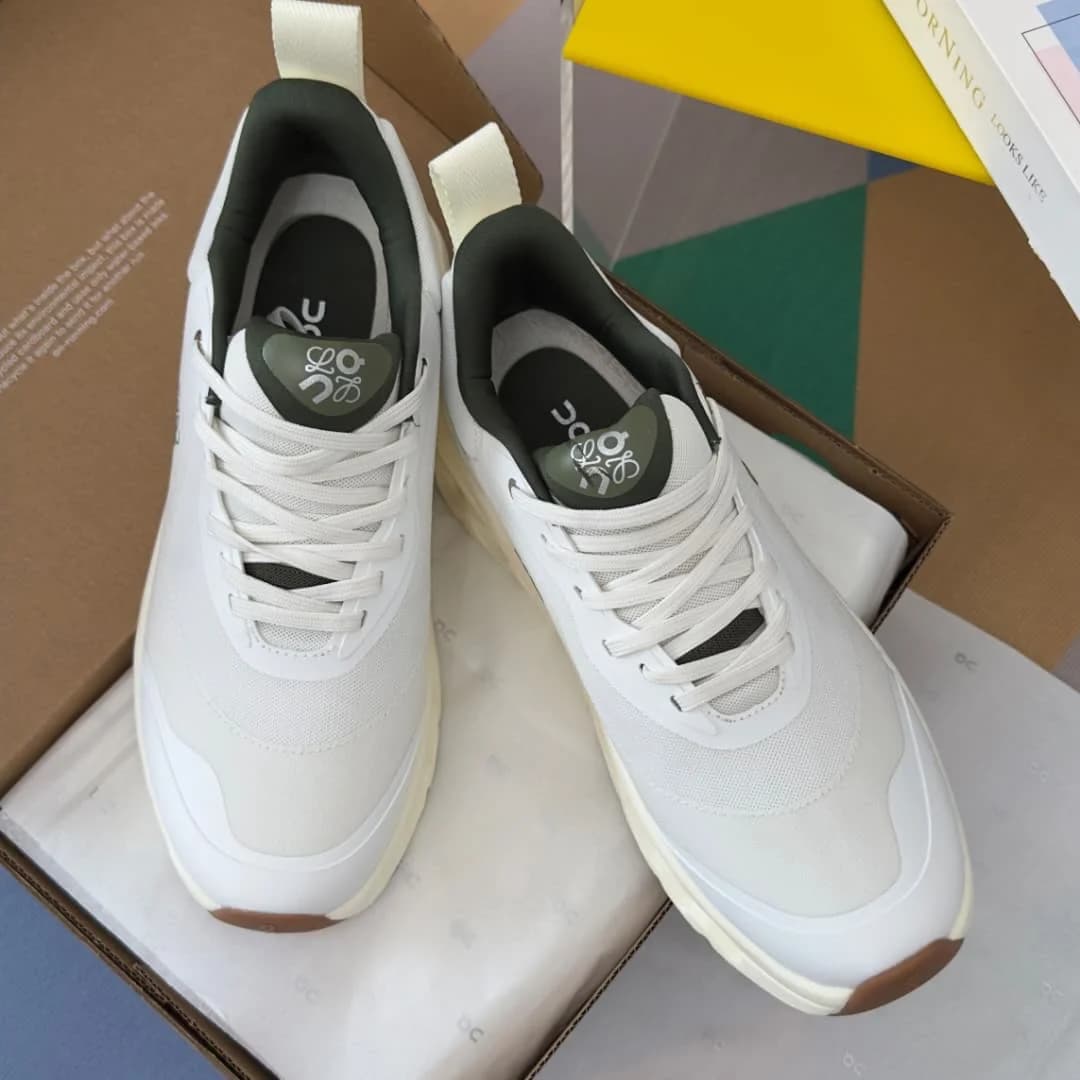 On Cloud x Loewe Sneakers foto 5