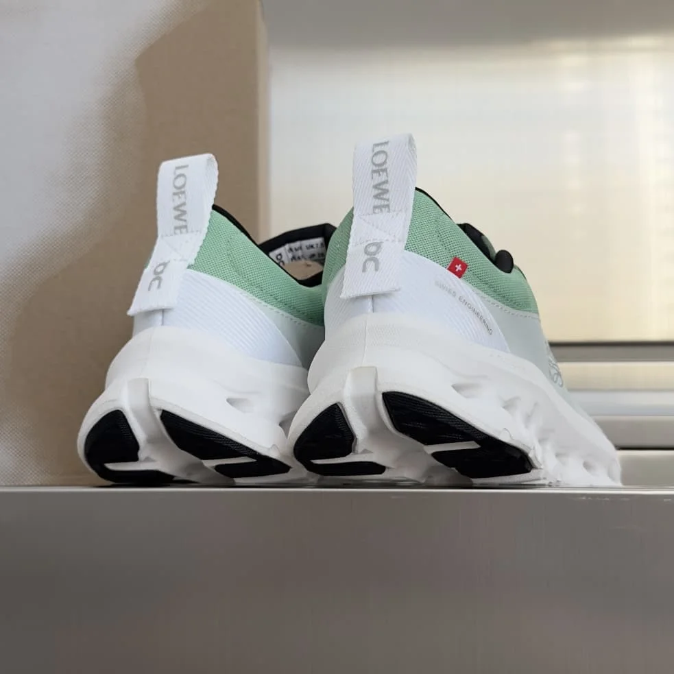 On Cloud x Loewe Sneakers foto 8