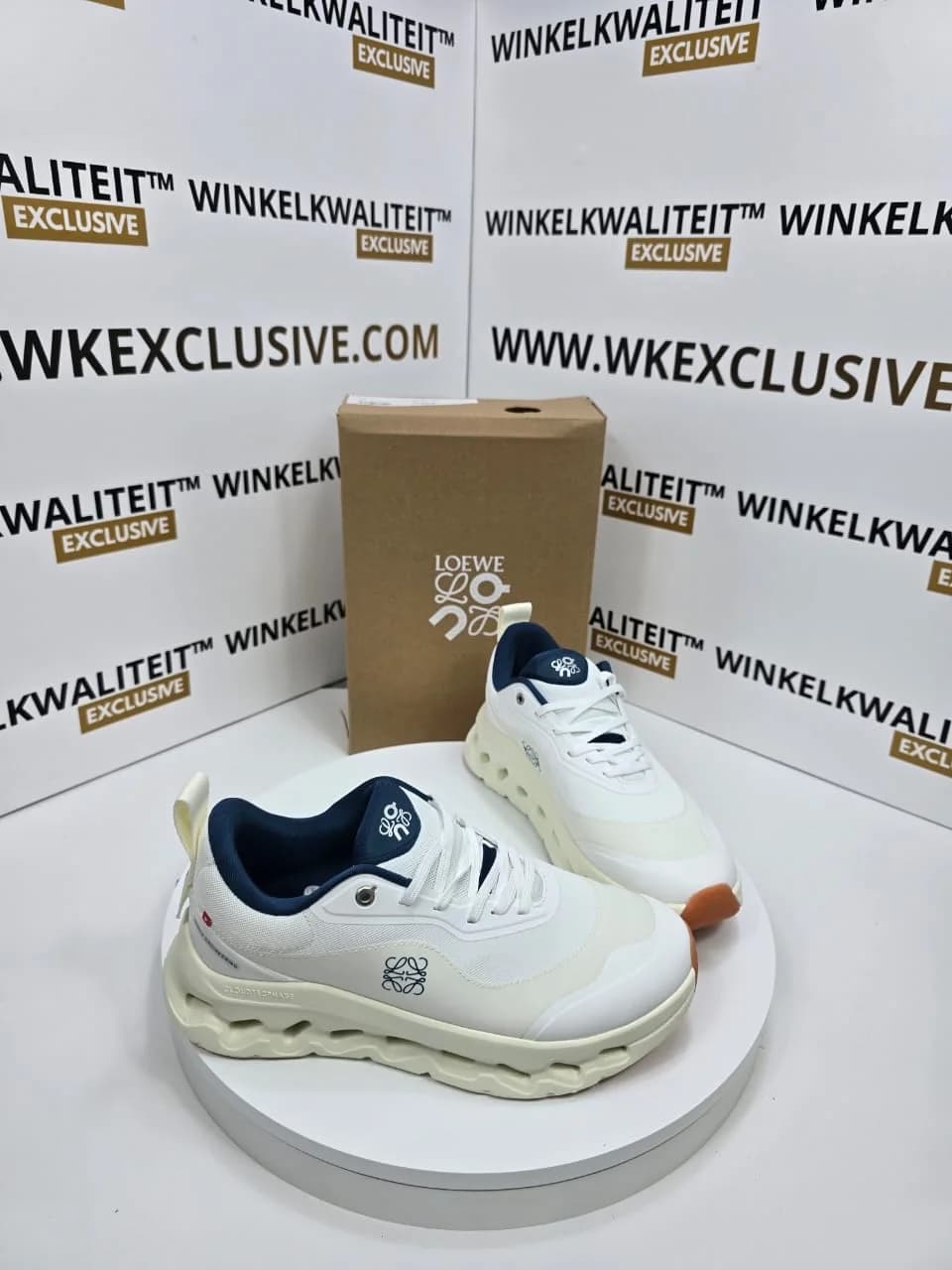 On Cloud x Loewe Sneakers foto 4