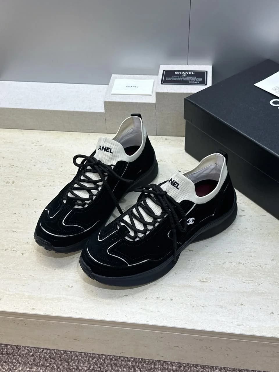 Chanel Sneakers 2026 foto 3