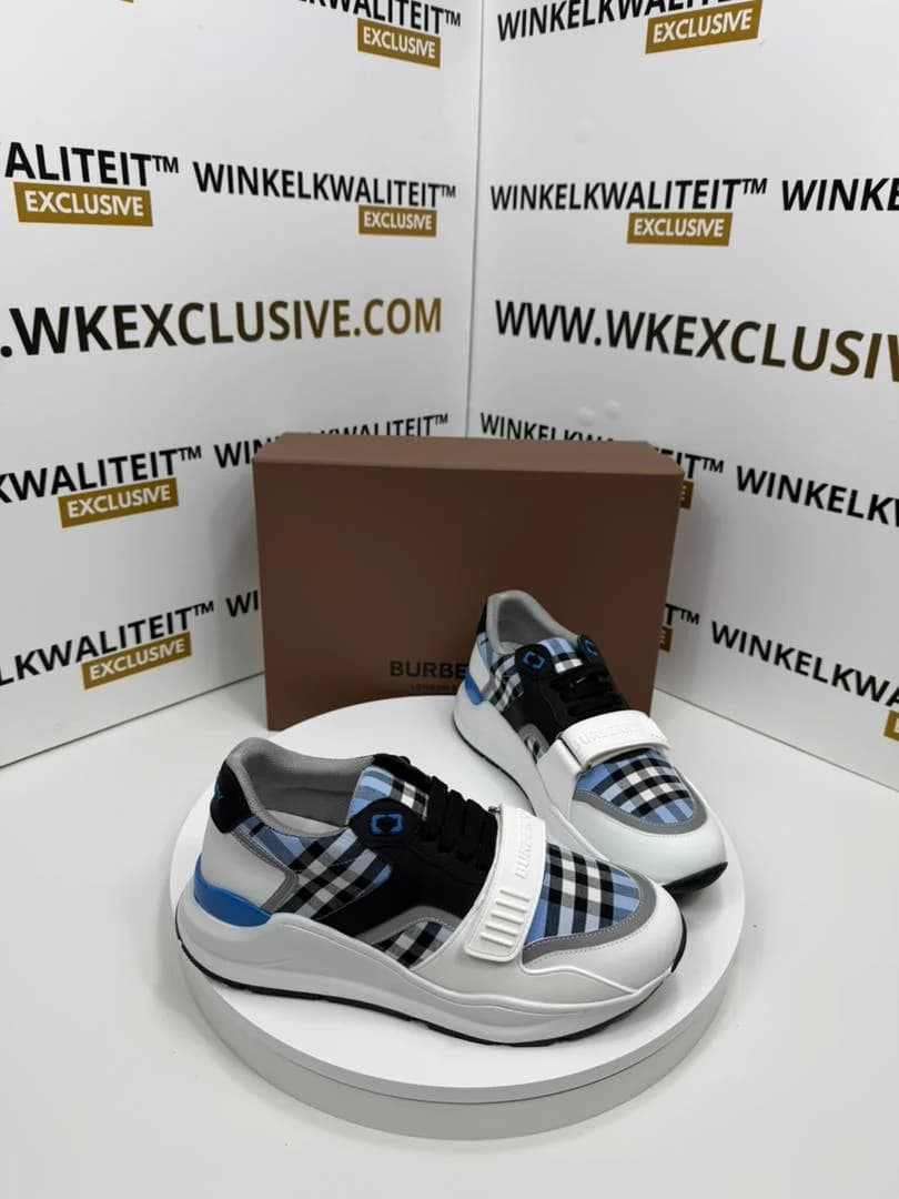 BURBERRY Sneakers Blue / White foto 4