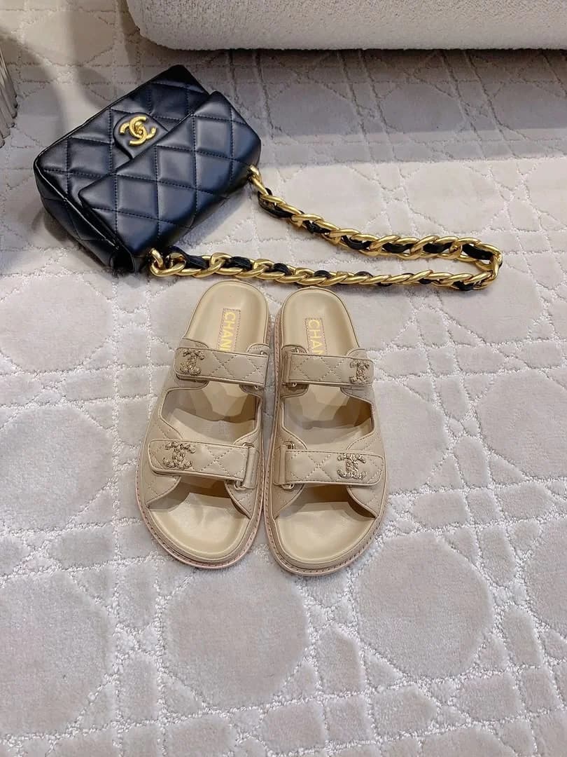 Chanel Slippers foto 8