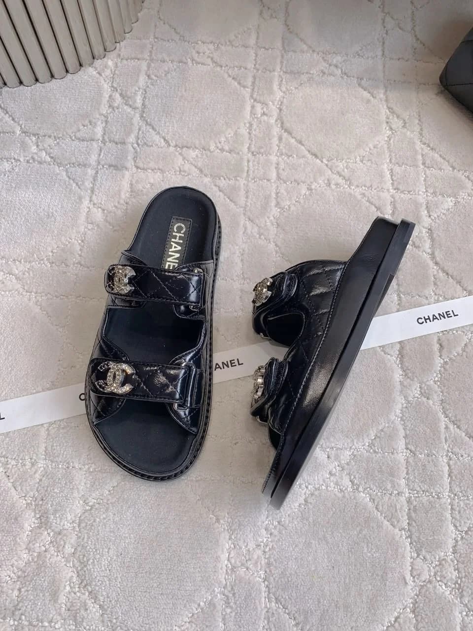 Chanel Slippers foto 3