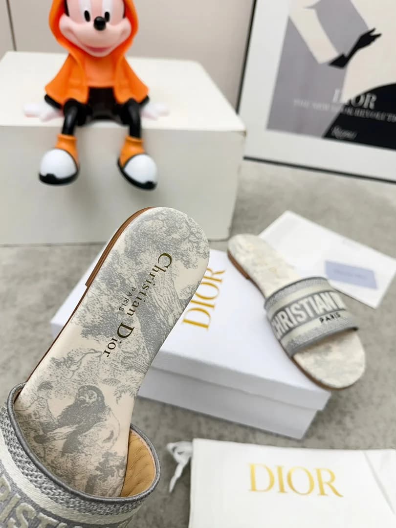 Dior Slippers foto 3