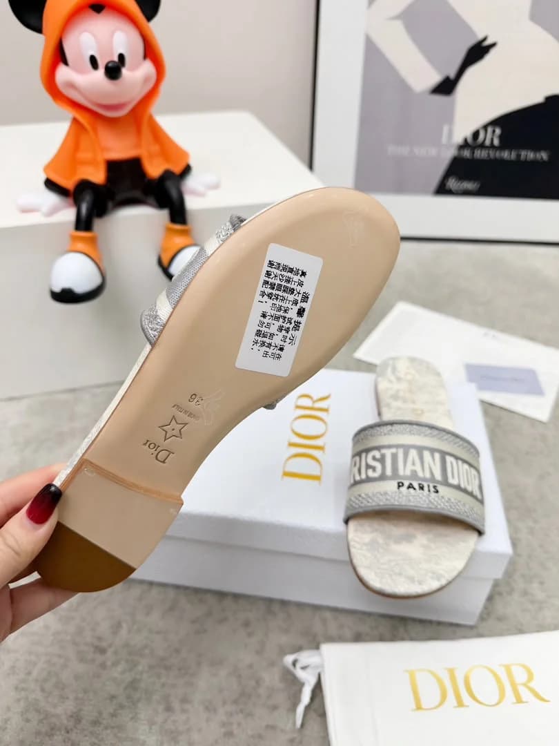 Dior Slippers foto 4