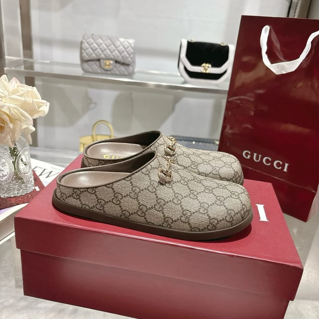 Gucci Slippers foto 5