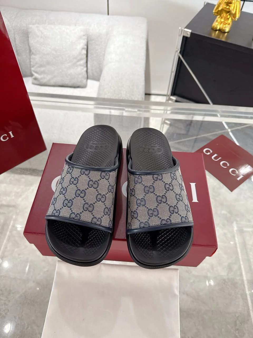 Gucci Slippers foto 4