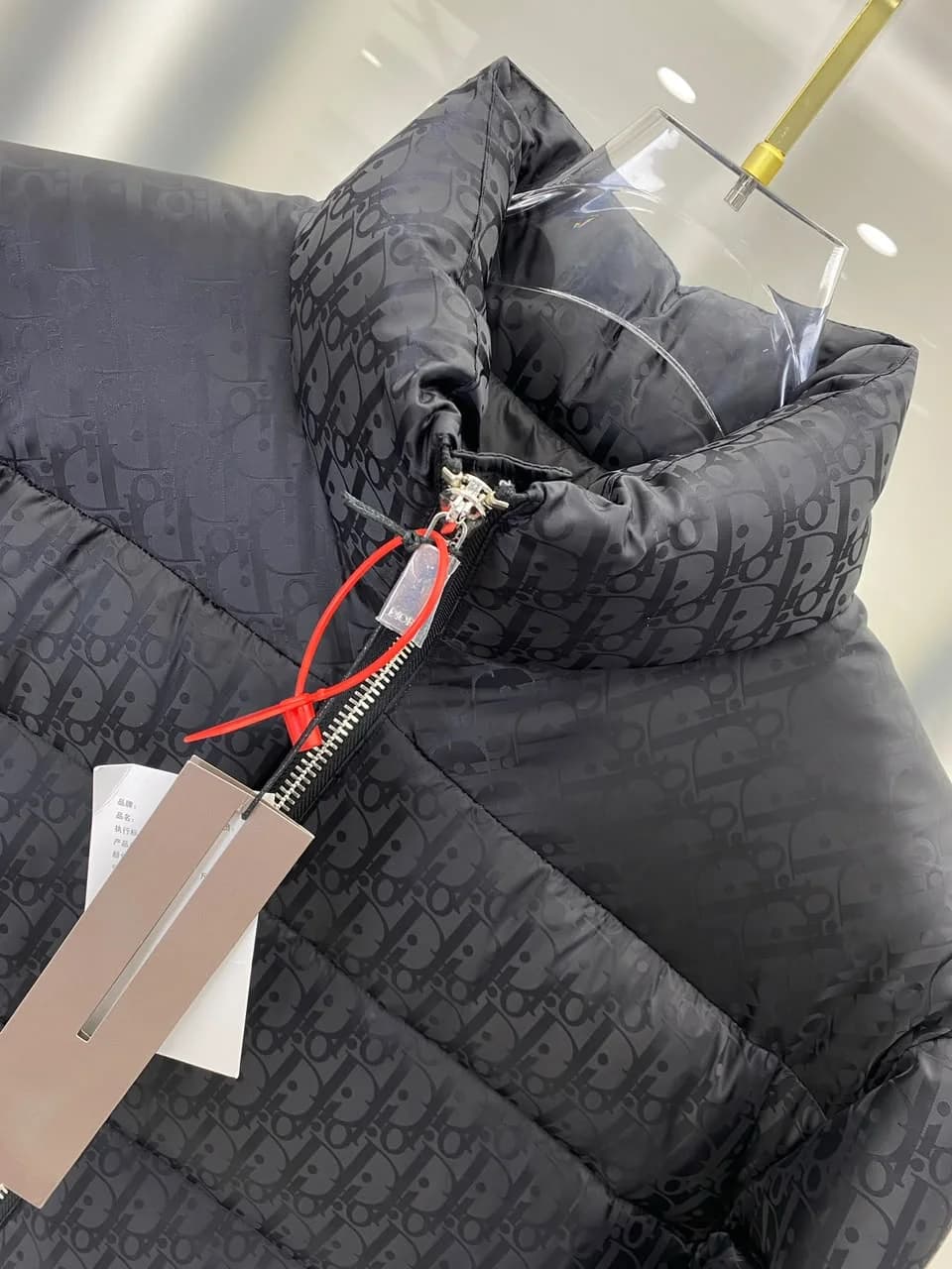 Dior Oblique Puffer met Mouwlogo — Lichtblauw / Zwart foto 4